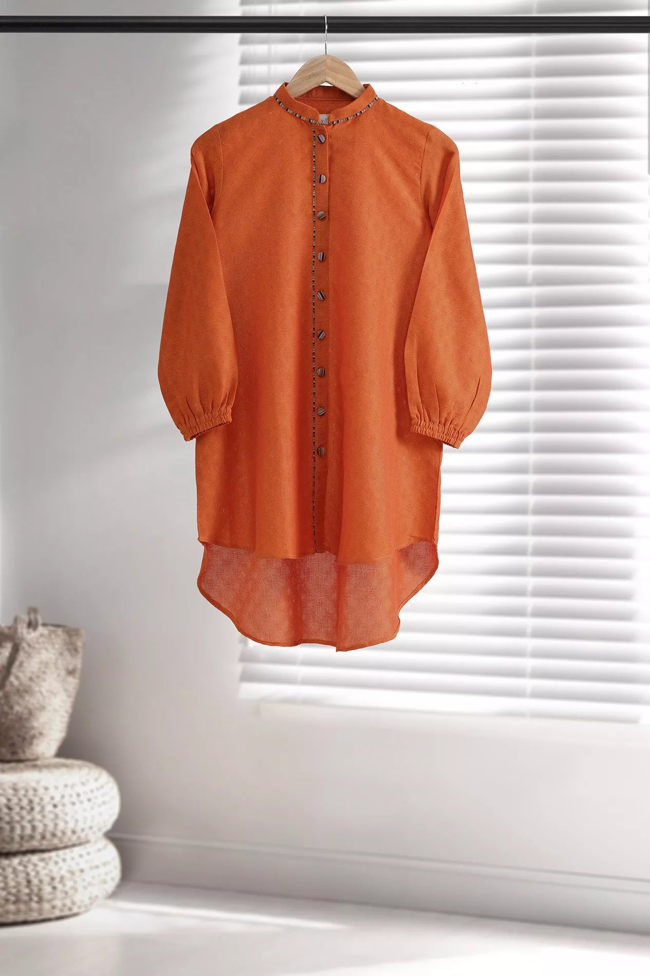 WITH YOU FOREVER WOVEN TOP