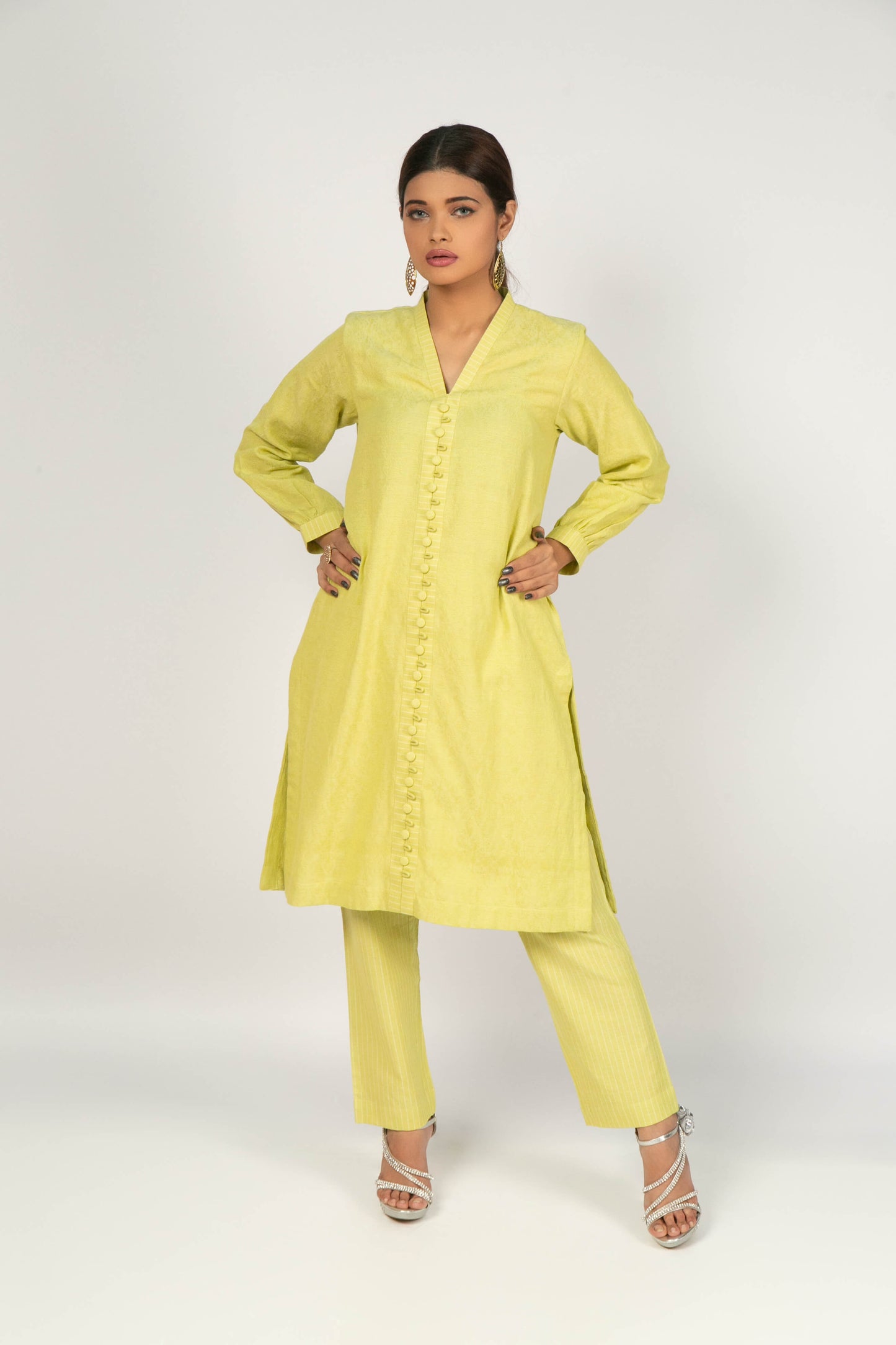 Kars Hand Woven  (Unstitch 3Pc)