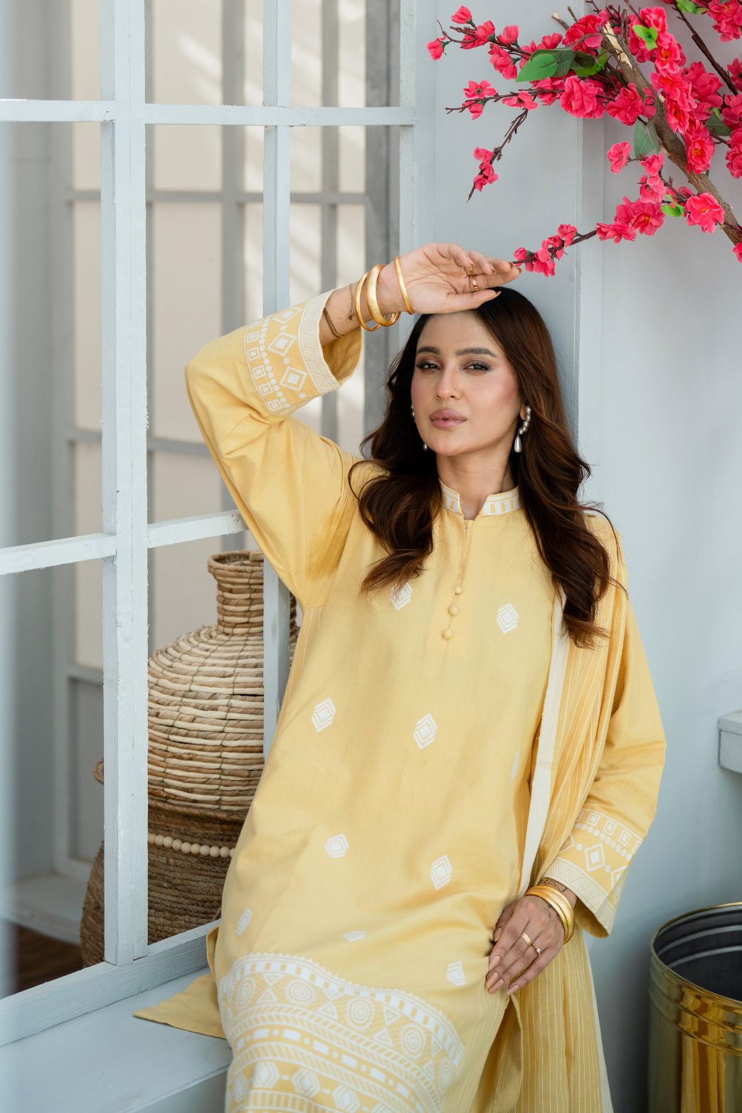 Gil-E-Awalin Handwoven 3pc