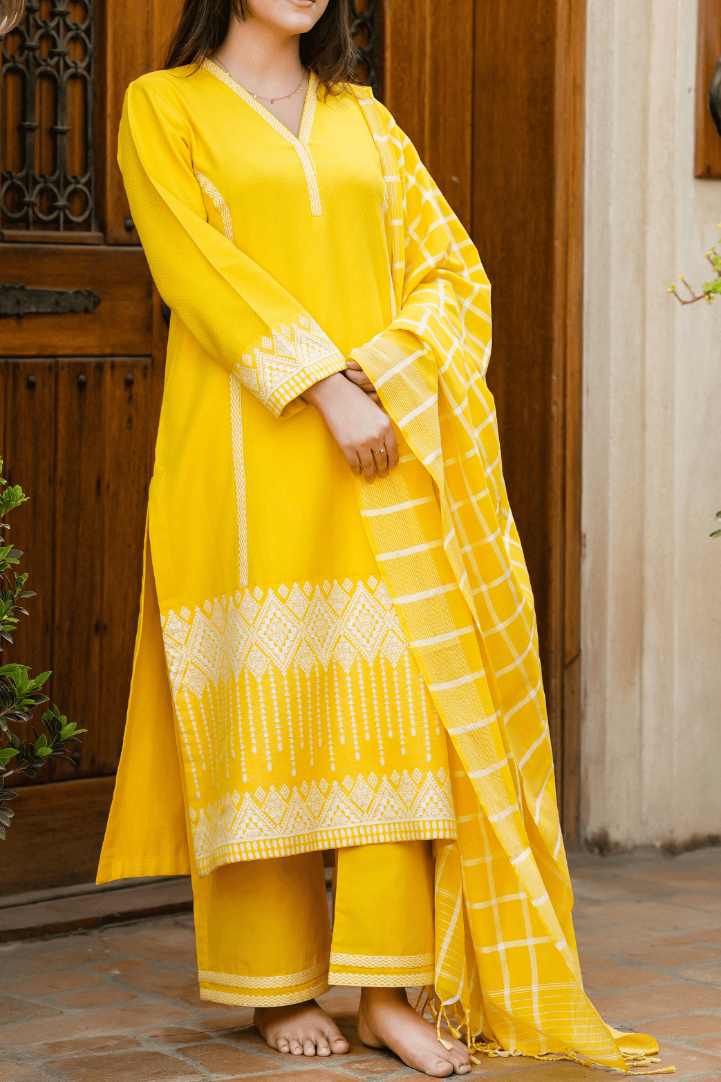 Zia-E-Kun Handwoven 3pc