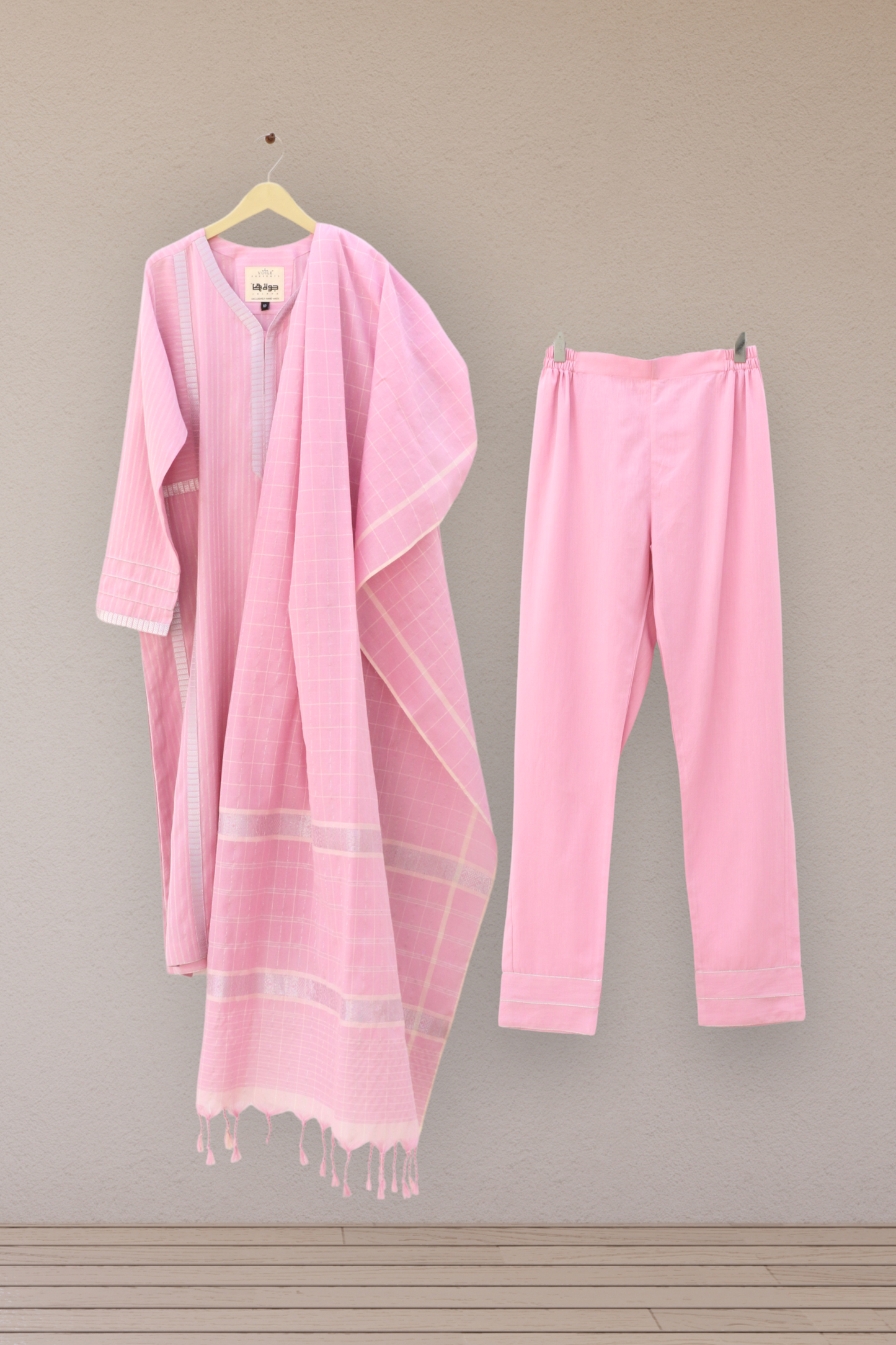 Arq e gul Hand-woven