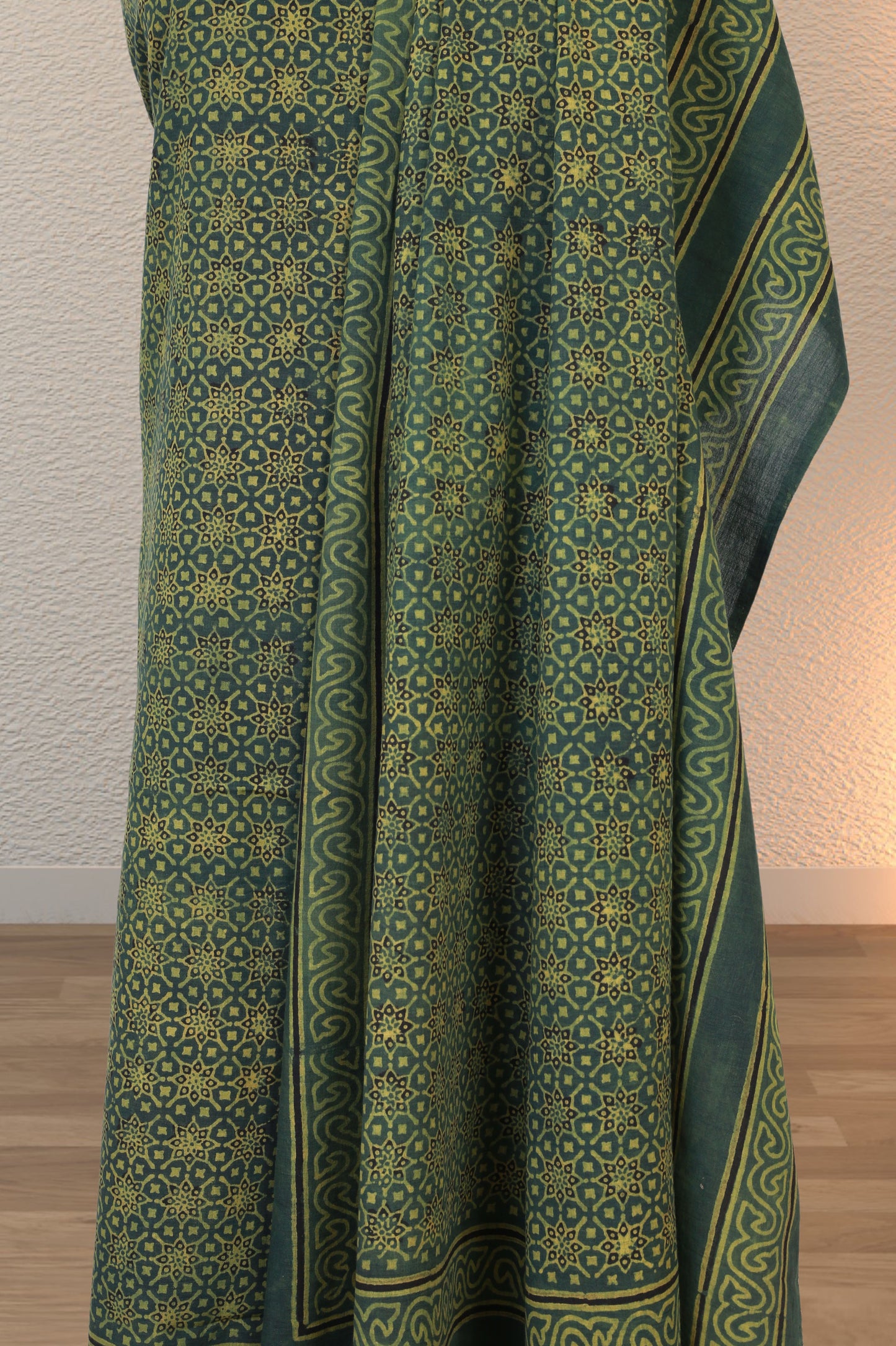 Sa'ao (Unstitch 2Pc)