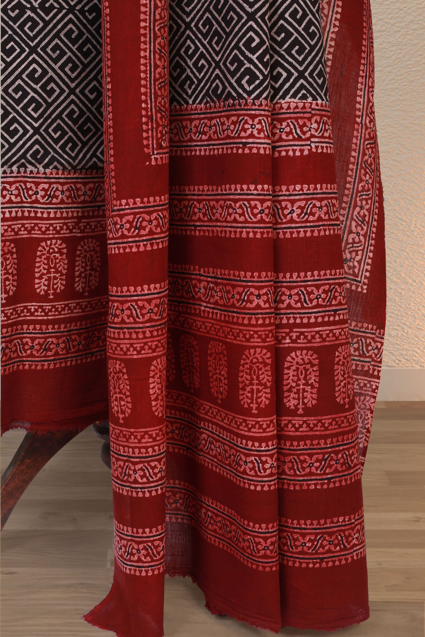 Garho (Unstitch 2Pc)