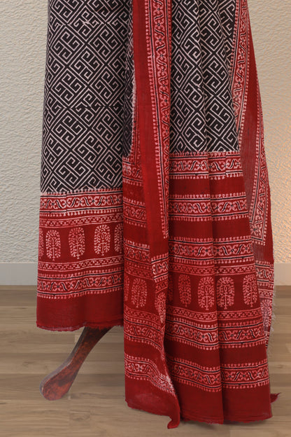 Garho (Unstitch 2Pc)