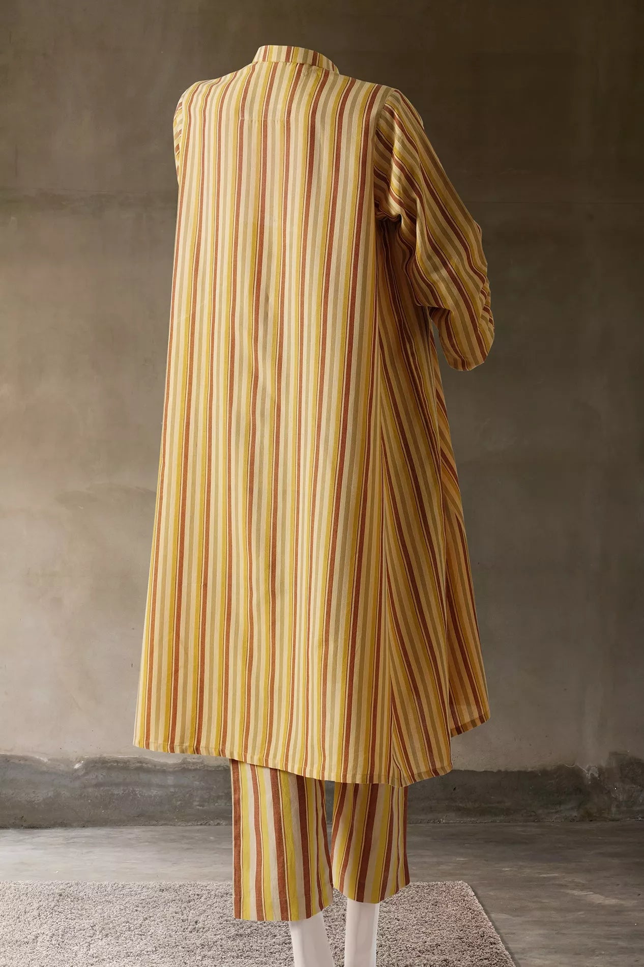 Chest Nut Hand-woven