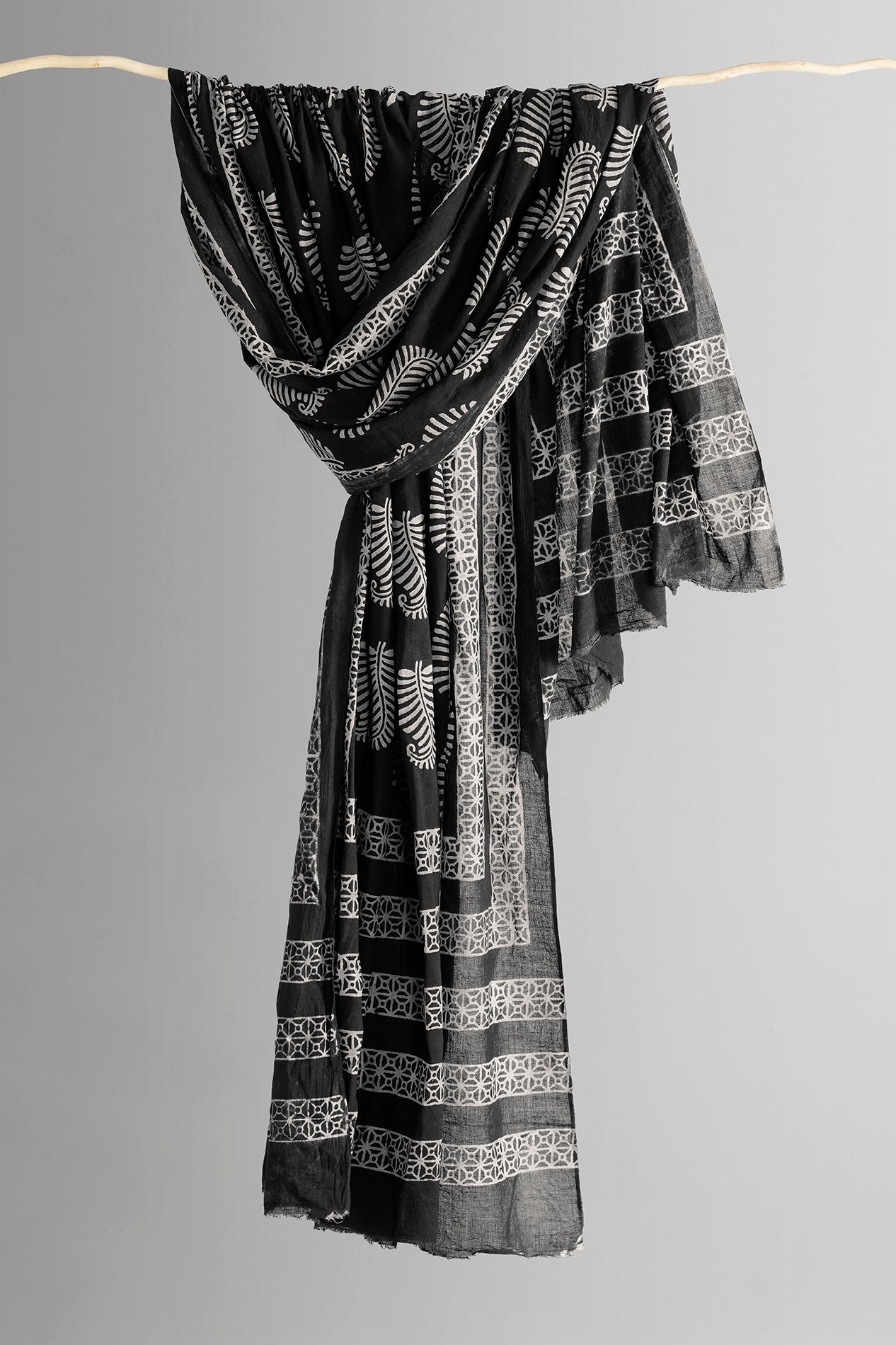 Sang e Khaara (Unstitch 2Pc)